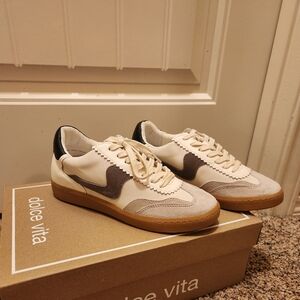 BRAND NEW Dolce Vita Notice Beige and Tan Sneakers